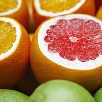 Shades of Citrus, grapefruit and oranges.