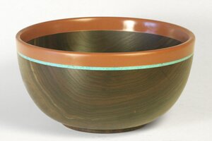 Wooden bowl with copper rim