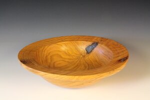 Wooden oak bowl wide rim