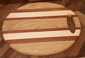Free Pizza cutting board. cutting board pattern, printable, design, template, DIY wooden, wood, kitchen, chopping board for cheese, bread, meat, vegetables. 