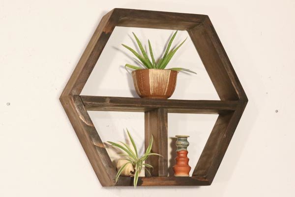 DIY Woodworking project: Wood (Honeycomb) Hexagon Shelves